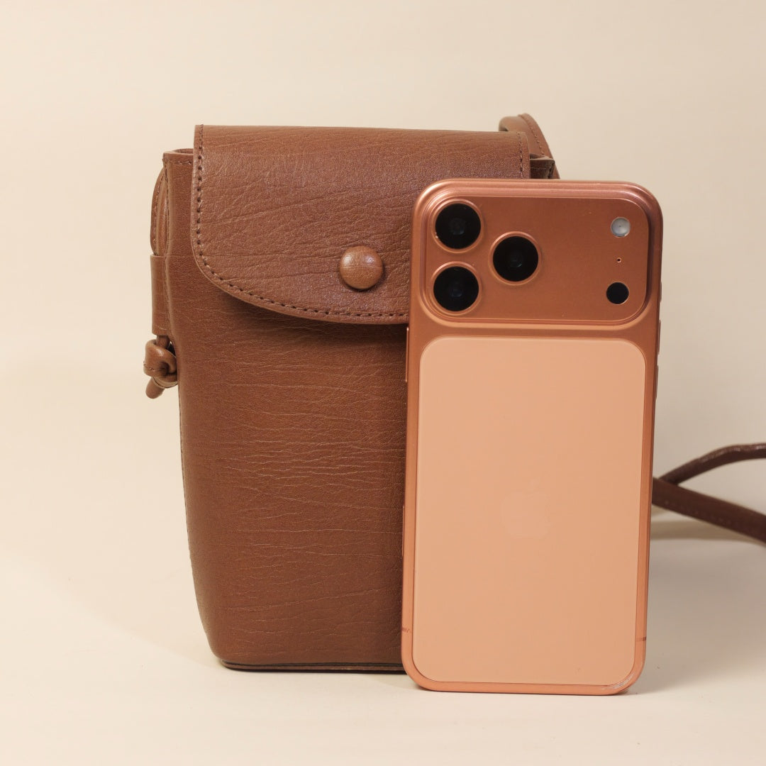 Phone Purse Crossbody-Full-Grain Leather-Structured Silhouette