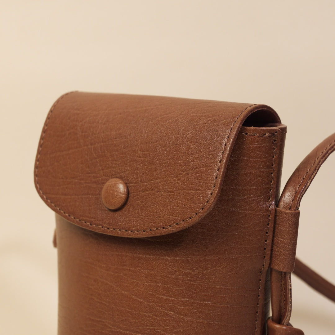Phone Purse Crossbody-Full-Grain Leather-Structured Silhouette