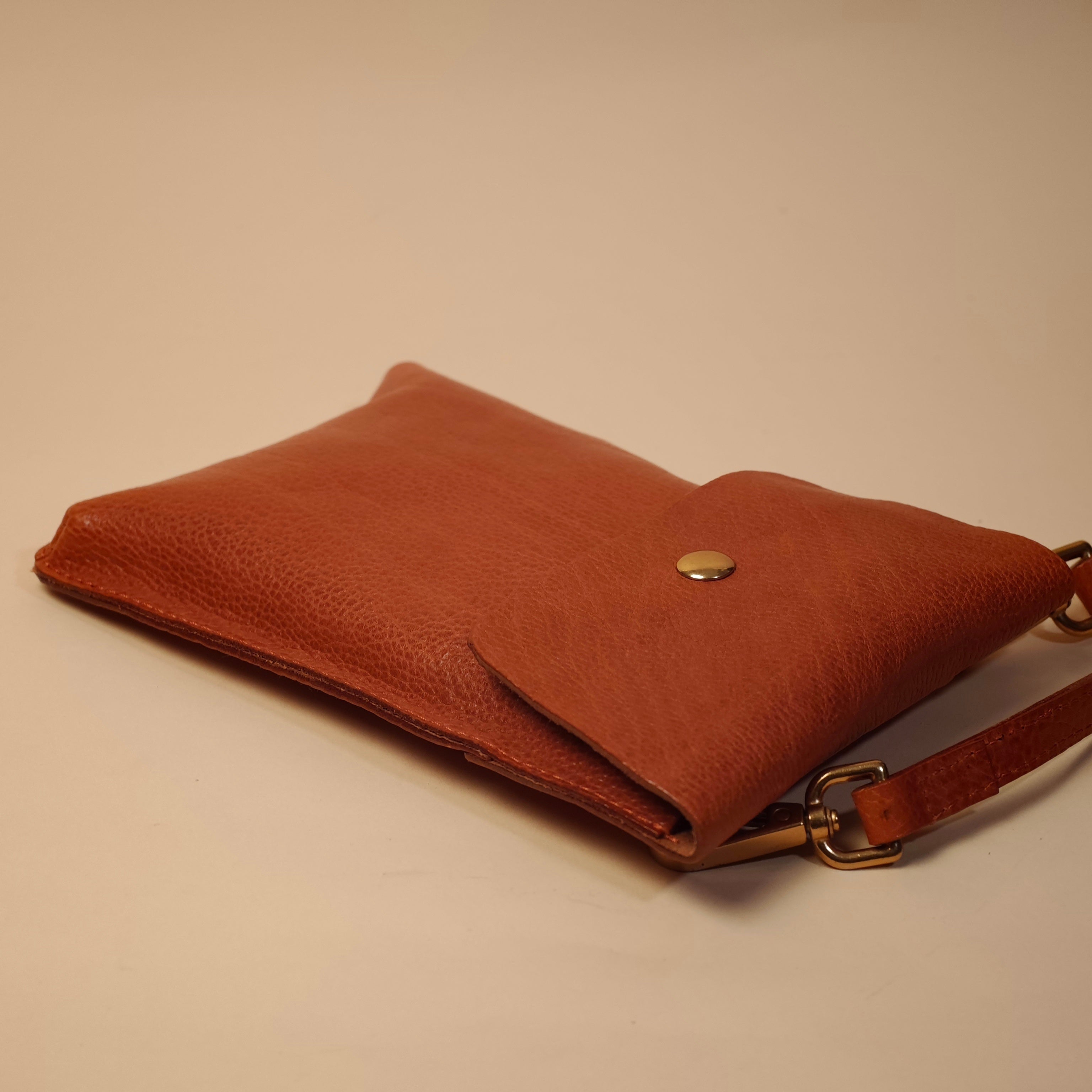 Crossbody Phone Bag-Full-Grain Leather-Featherlight Slim Profile