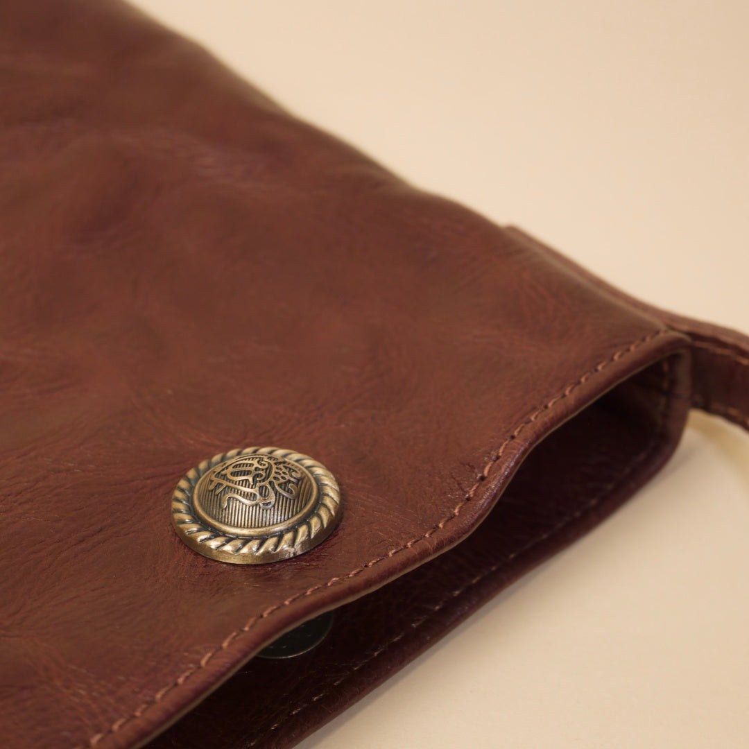 Phone Crossbody Bag in Full-Grain Leather-Waxed Distressed Finish