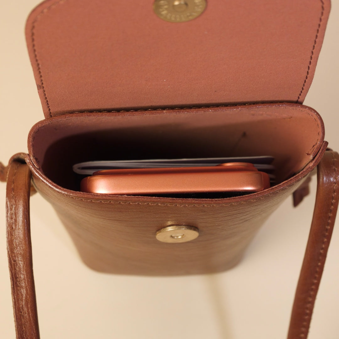 Phone Purse Crossbody-Full-Grain Leather-Structured Silhouette