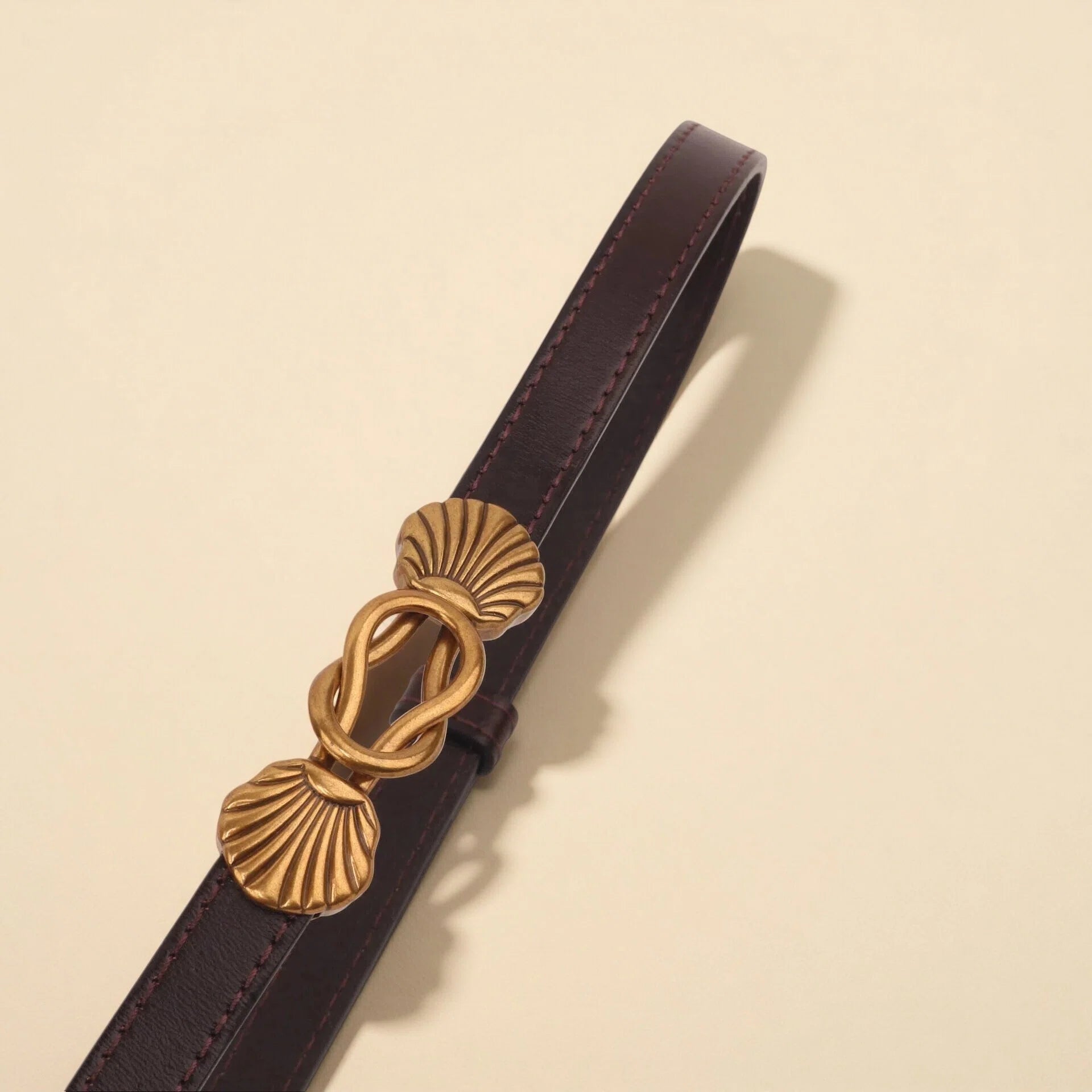 Schmaler Ledergürtel - AllureRibbon